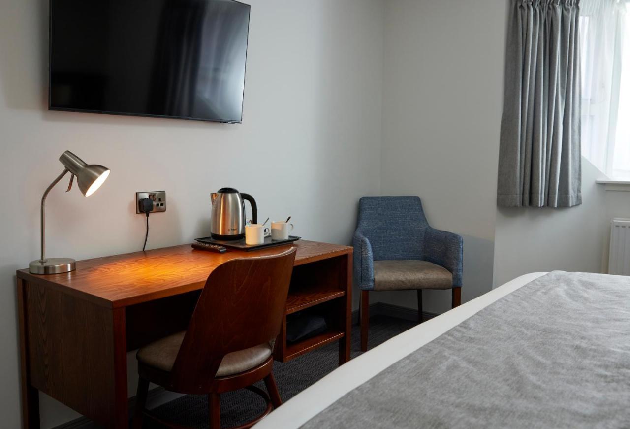 The Caledonian Hotel Leven  Εξωτερικό φωτογραφία
